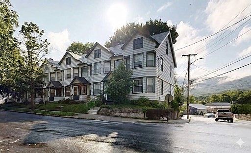 1st image of 48 Summer St