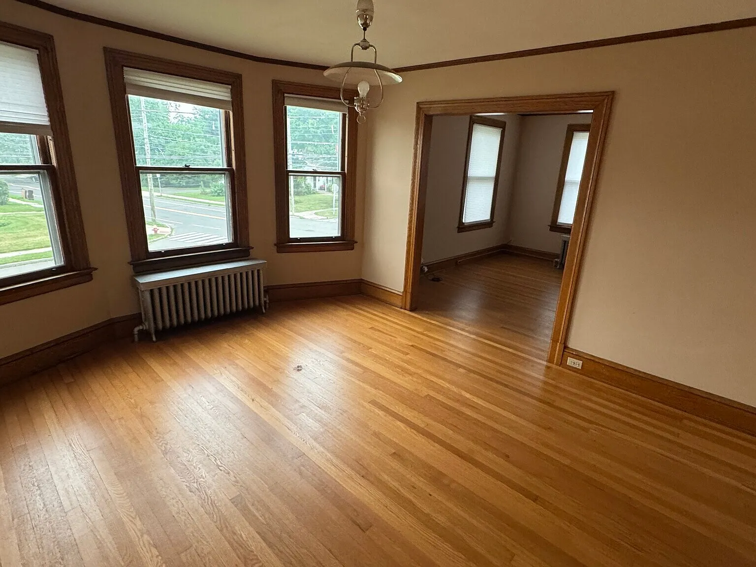 2 bed, 1350 sqft, $1,200 — Photo 4