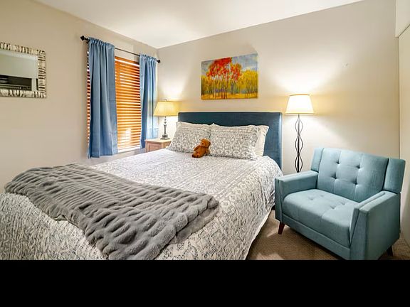 5th image of 1530 Empire Ave #116