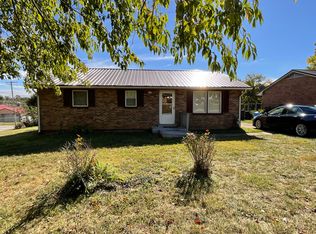 300 Ashgrove Dr, Mount Sterling, KY 40353