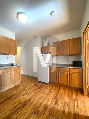 Rented by Kaden Realty | media 13