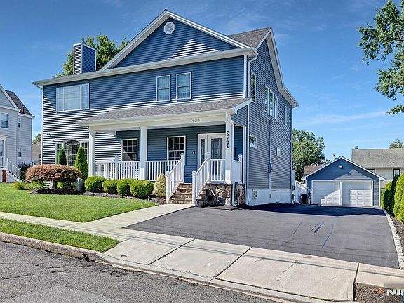 3rd image of 238 Walter Ave