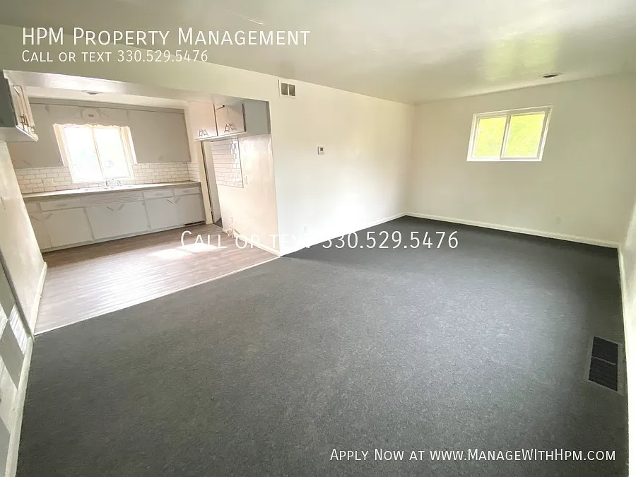 Building Photo - 1415 Yale Ave NW #6