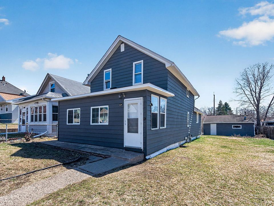 1st image of 372 Lawson Ave E