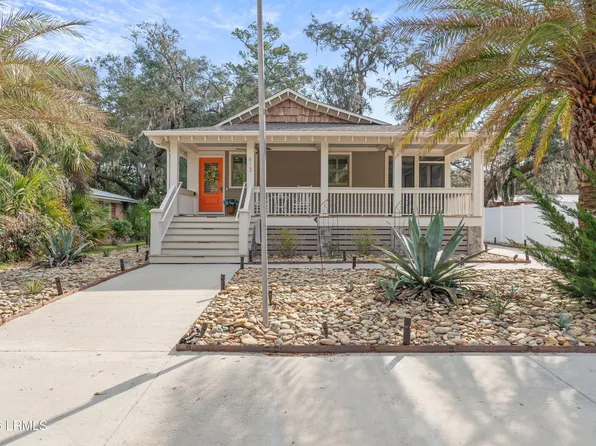 613 Arnold Dr, Beaufort, SC 29902