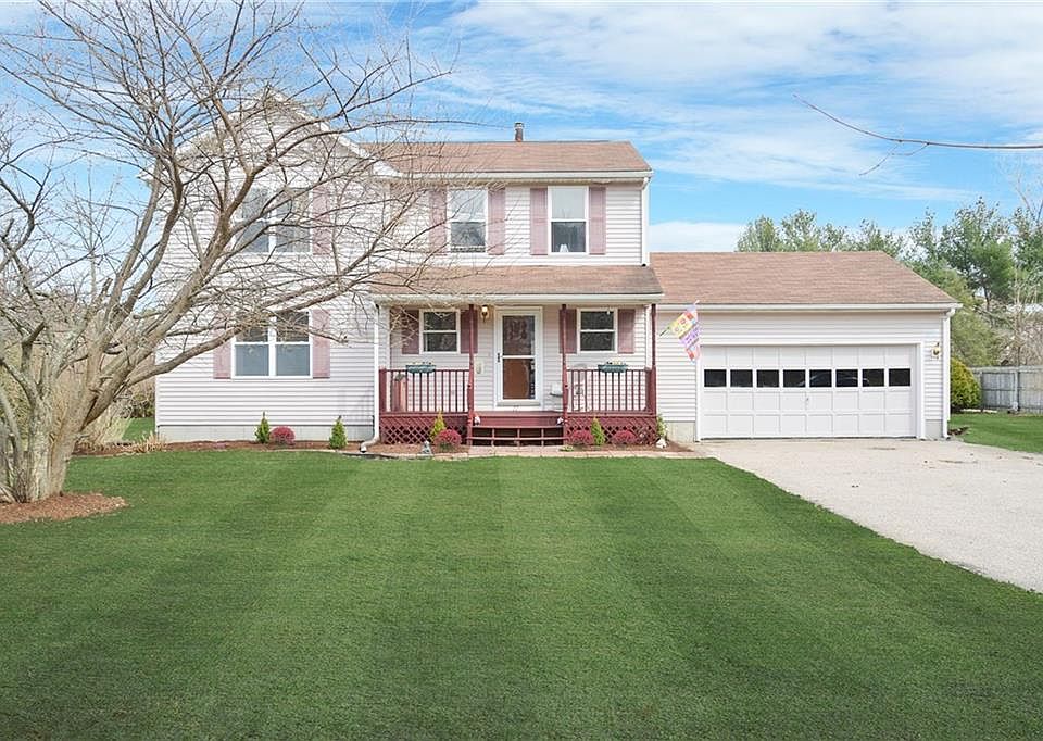 1st image of 77 Hidden Lake Dr