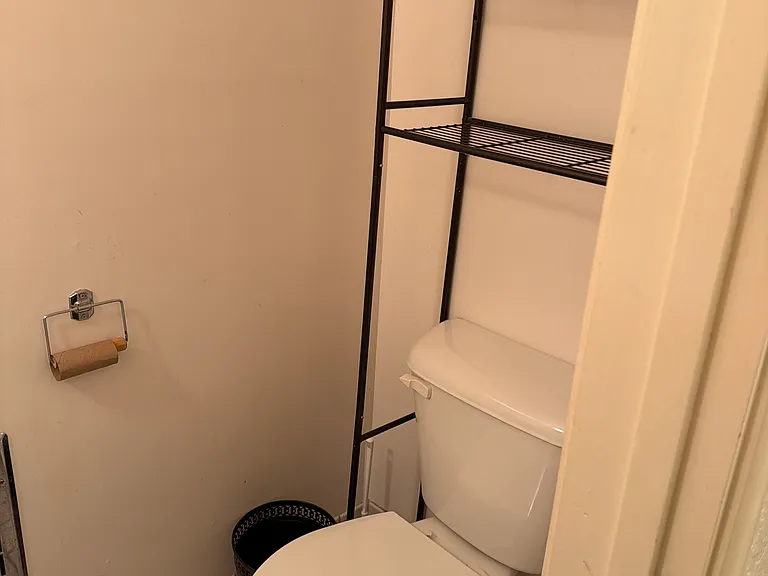 10335 Mercury Dr — Photo 18