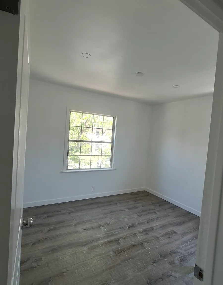 2 bed, 750 sqft, $2,700 — Photo 4