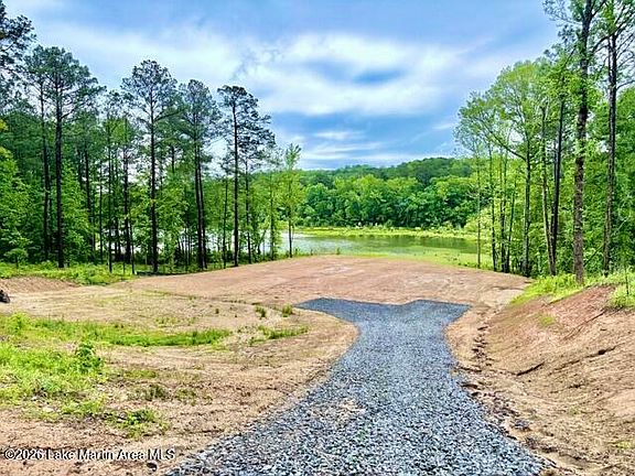3rd image of 1290 Sturdivant Rd