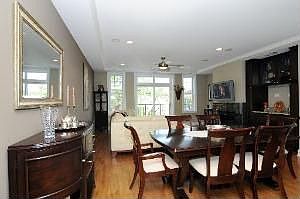 5th image of 1915 W Diversey Pkwy APT 202