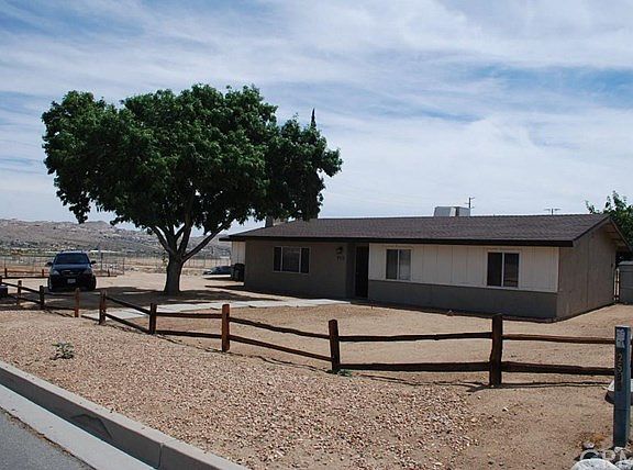 2nd image of 7717 Amador Ave