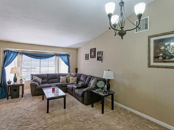 5th image of 11344 Hollyvale Ave