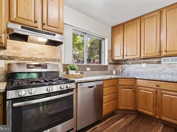 11602 Vantage Hill Rd Unit 11B, Reston, VA 20190