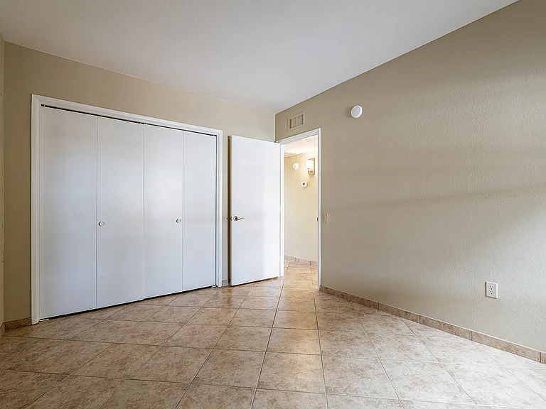 1430 W Camino Lucientes — Photo 21