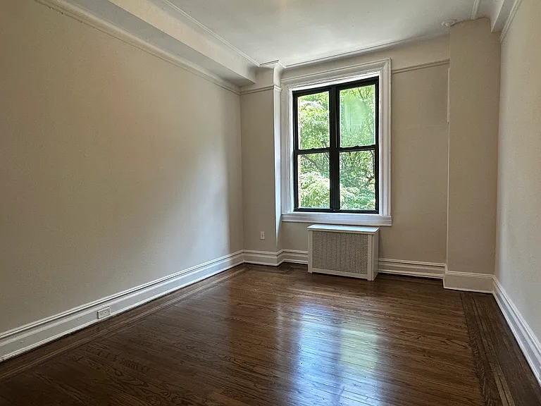 949 W End Ave #2E — Photo 6