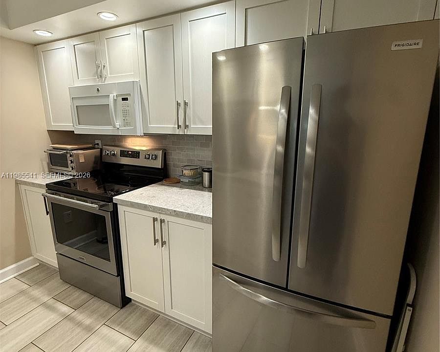 1st image of 608 Waterside #608