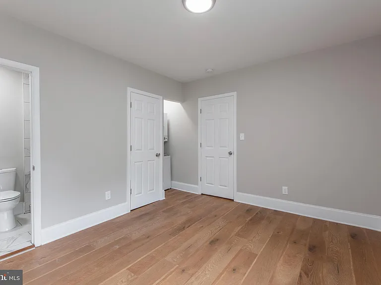 200 Maple St #1 — Photo 9