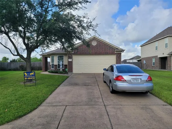 7927 Woodland Pine Dr, Houston, TX 77040