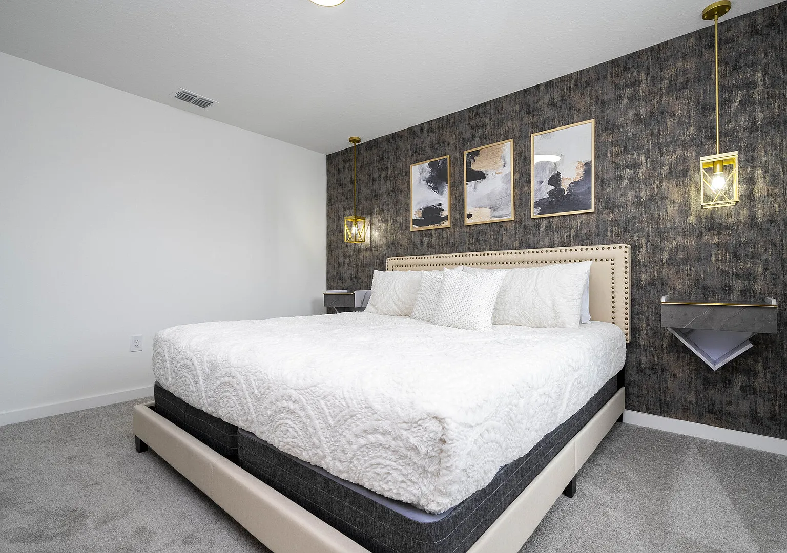 3236 TT Hub Townhome: 3BR, 3BA, Sleeps 8 — Photo 4