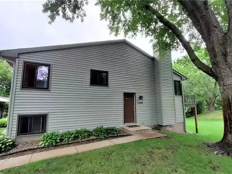 1386 Arden View Dr — Photo 3