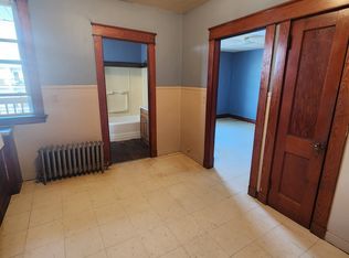 76 Ash St #5, Lewiston, ME 04240