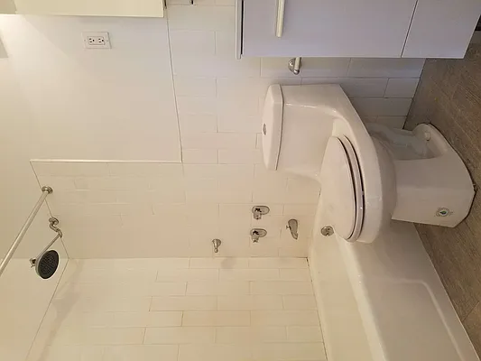 Rented by Bruma Realty LLC | media 11