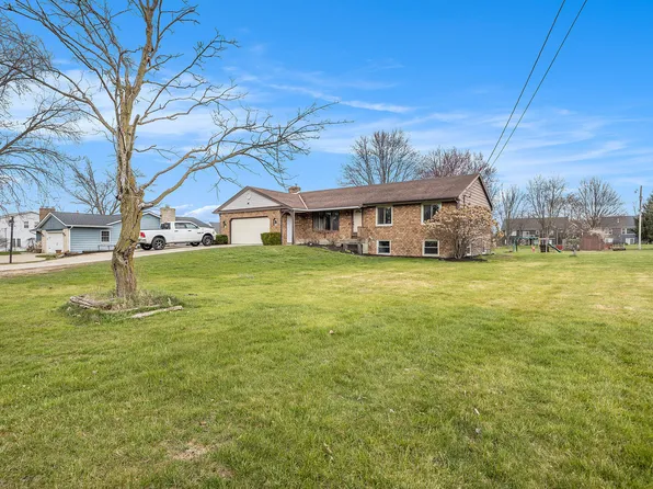 7484 Burlingame Ave SW, Byron Center, MI 49315