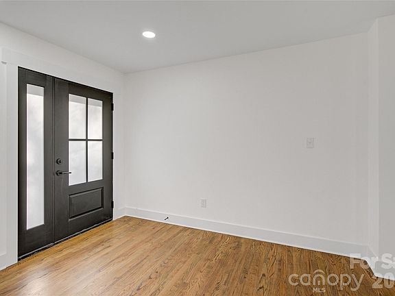 3rd image of 8900 Blaydon Dr