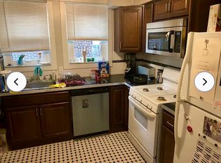5616 Beacon St, Pittsburgh, PA 15217