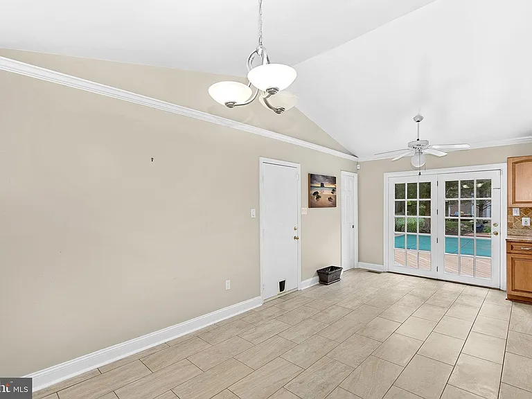 5405 Hampton Forest Way — Photo 14