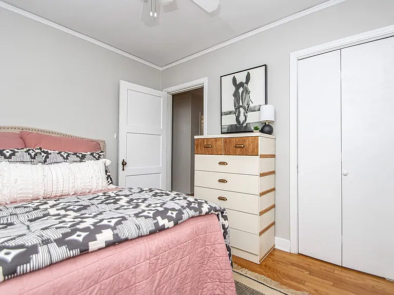 1616 N Grant St — Photo 22