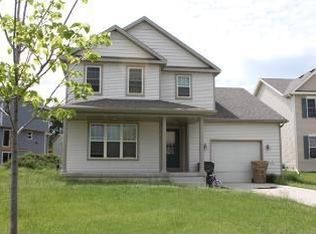 10 Eagles Perch Cir, Madison, WI 53718