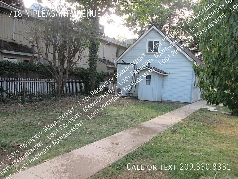 718 N Pleasant Ave — Photo 13