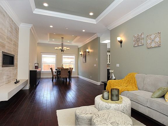 4th image of 1240 Sandra Dr