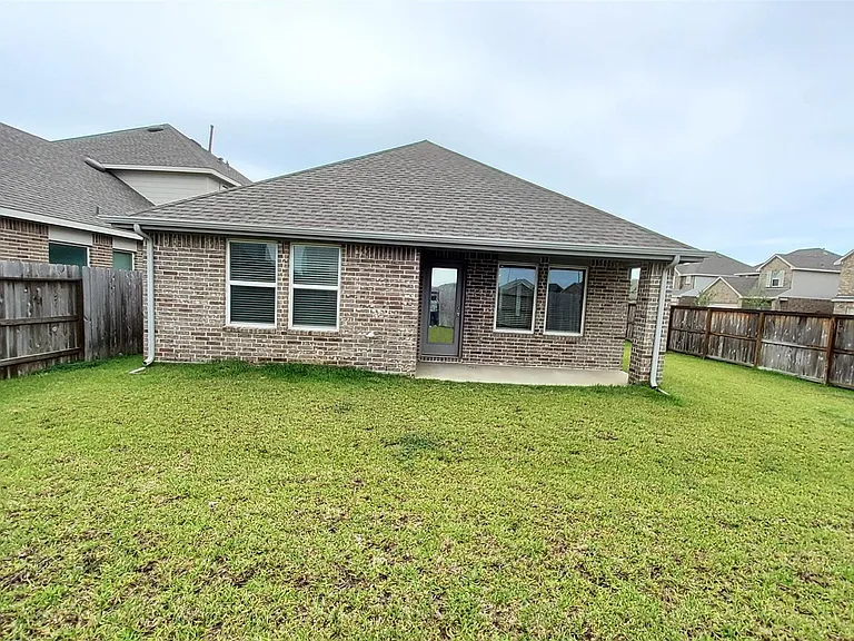 4901 Blue Beetle Ridge Dr — Photo 45