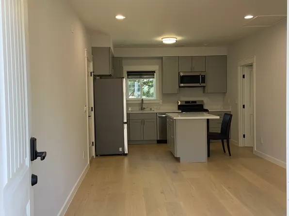 (undisclosed Address), Burlingame, CA 94010