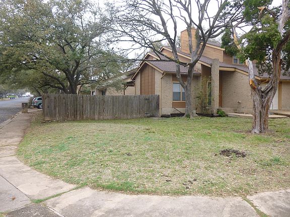 4th image of 8410A Fathom Cir #A