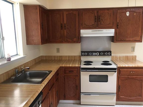 5th image of 27A Easton Dr Space 61