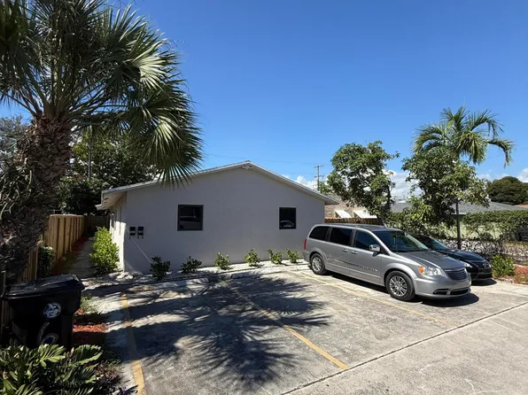 1609 N J St, Lake Worth, FL 33460
