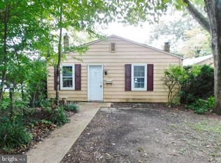 105 W Montrose St, Vineland, NJ 08360