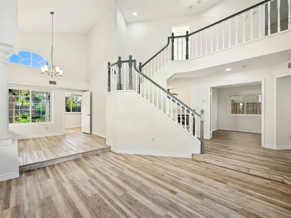 1749 Via Allena, Oceanside, CA 92056