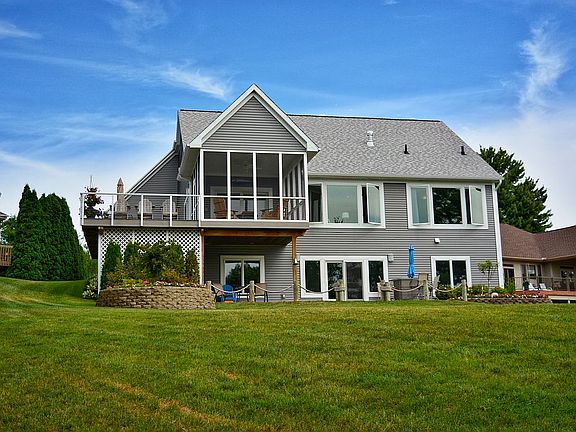 4th image of 11604 Bradley Dr