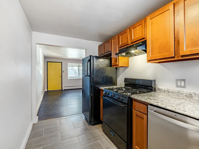 3710 Upham St. Apartments — Photo 2