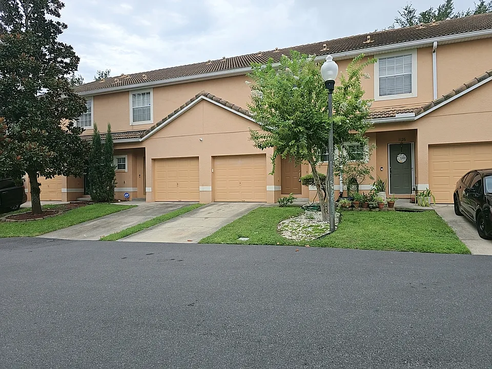 1124 N Fairway Dr