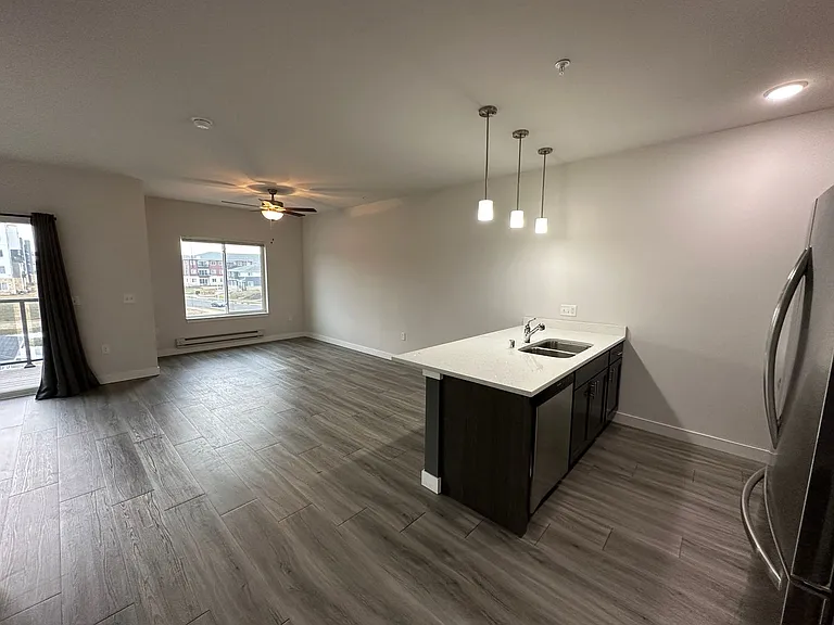 Cottage Grove Commons: Gaston — Photo 51