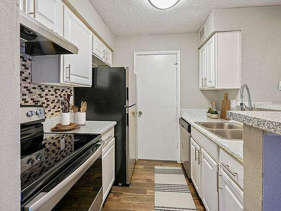 Westmoor Apartment Homes