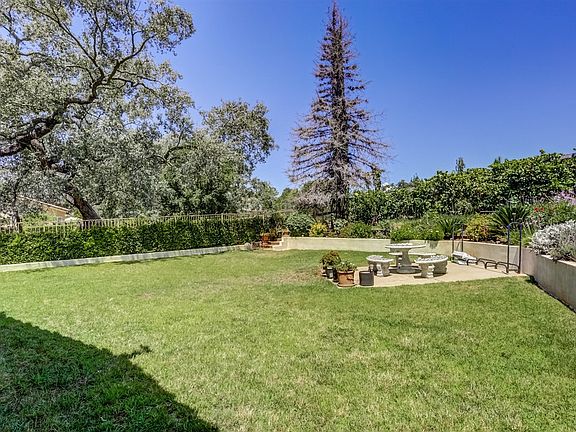 4th image of 10666 Meadow Glen Way E