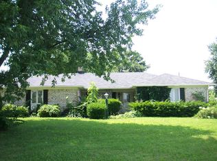 200 Love Ave, Greenwood, IN 46142