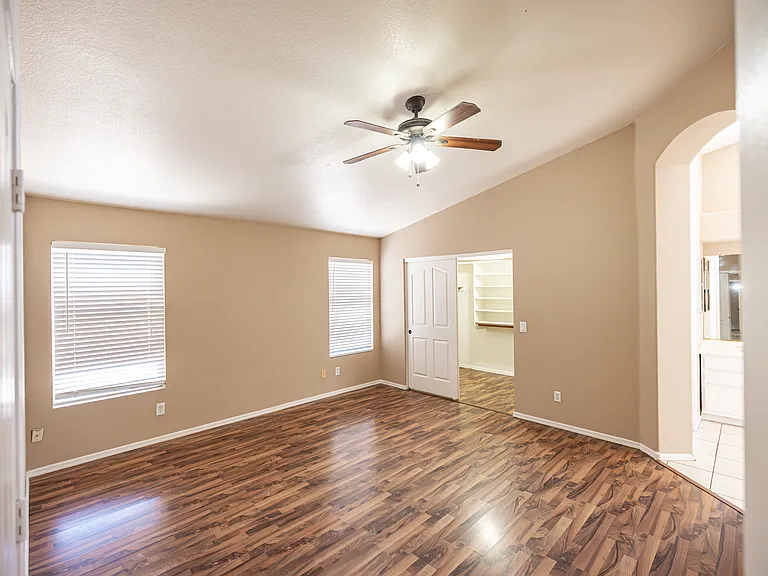 7408 E Knowles Ave — Photo 17