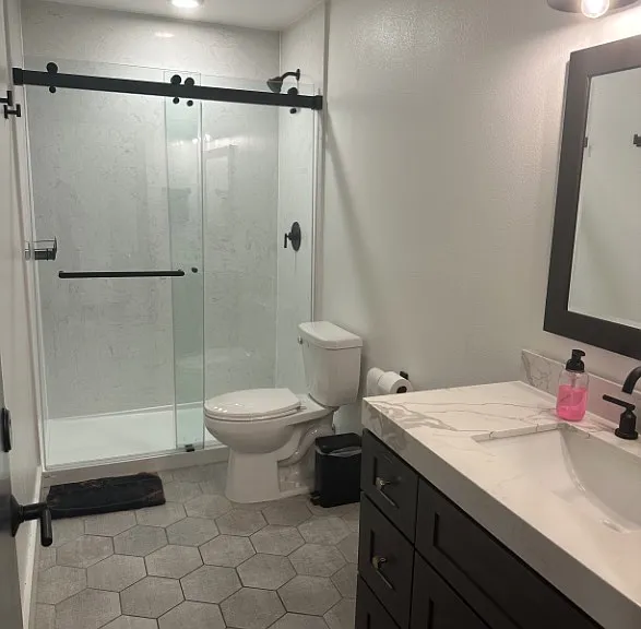 Room #203 Private Bathroom Room #203 Private Bathroom